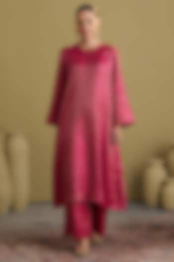 Rani Pink Banarasi Silk Brocade Kurta Set by Vaaya at Pernia's Pop Up Shop