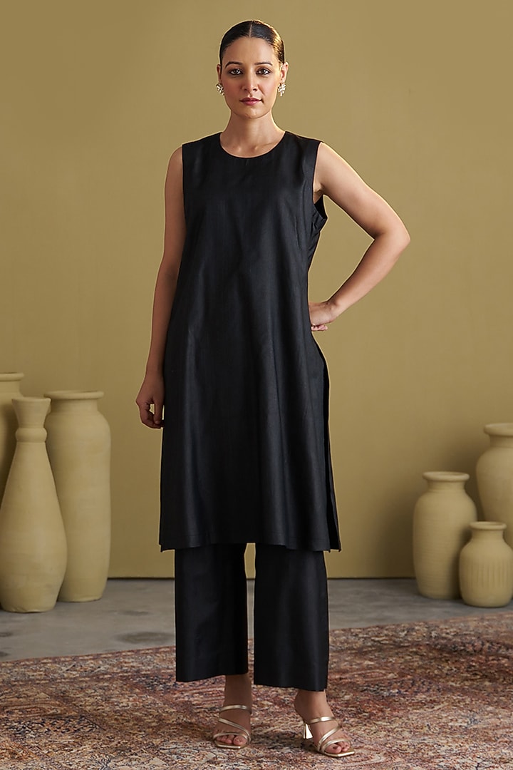 Black Handwoven Silk Cotton Co-Ord Set by Vaaya at Pernia's Pop Up Shop