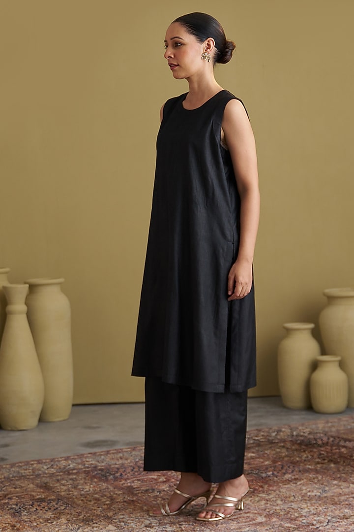 Black Handwoven Silk Cotton Co-Ord Set by Vaaya at Pernia's Pop Up Shop