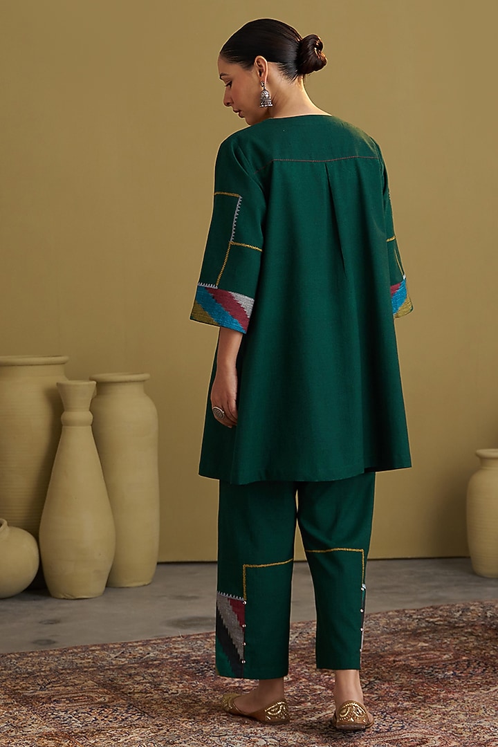 Green Handwoven Cotton Handwork Kurta Set by Vaaya at Pernia's Pop Up Shop