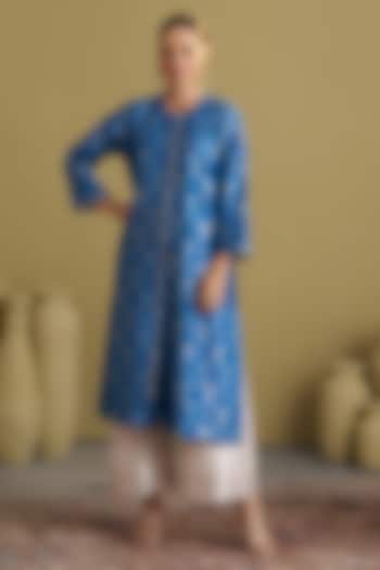 Firozi Blue Banarasi Katan Silk Kurta Set by Vaaya at Pernia's Pop Up Shop