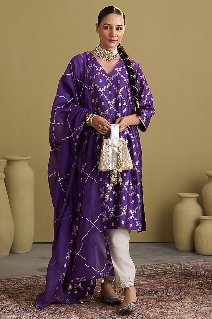 Purple Banarasi Katan Silk Embroidered Kurta Set by Vaaya at Pernia's Pop Up Shop