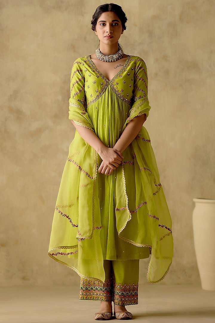 Neon Green Chanderi Silk Hand Embroidered Anarkali Set by Varun chhabra