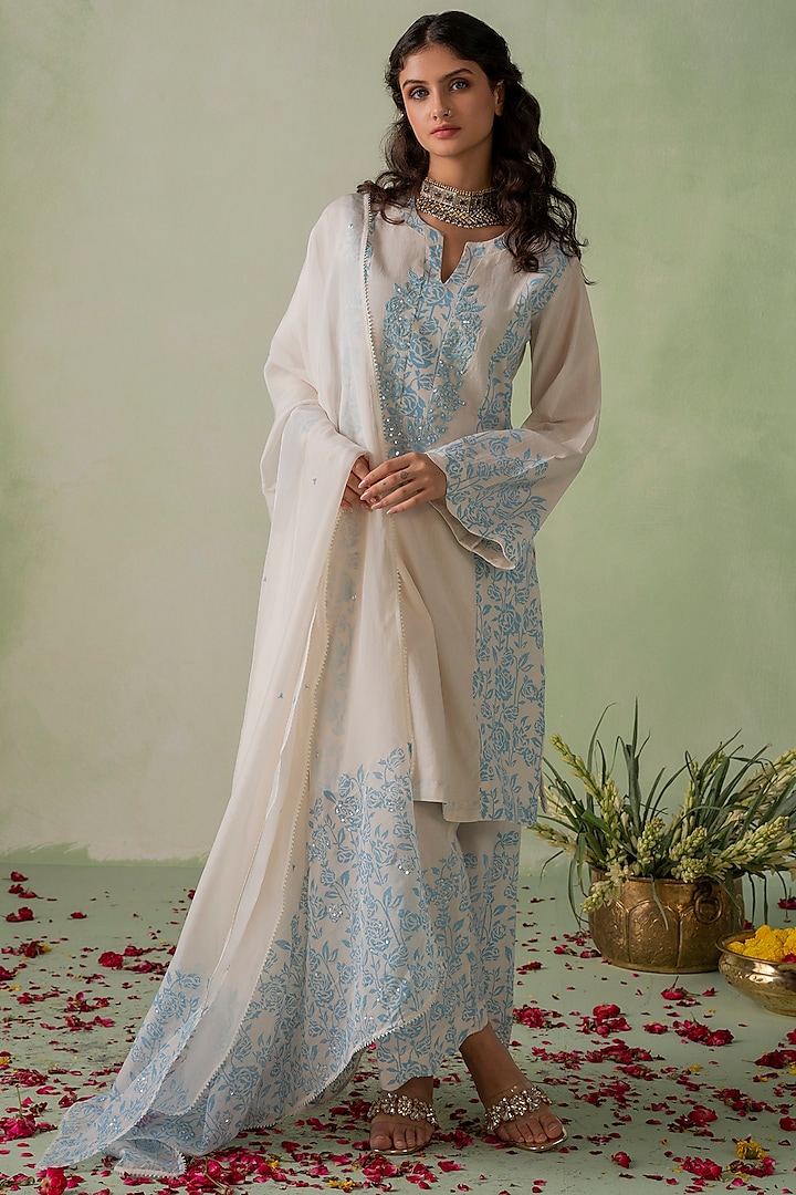 Ivory Cambric Cotton Floral Printed & Embroidered Kurta Set by Varun chhabra