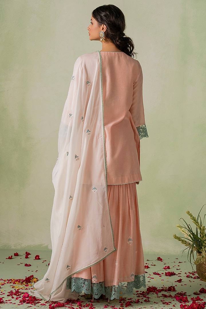 Peach Cotton Cambric Gharara Set by Varun chhabra at Pernia's Pop Up Shop