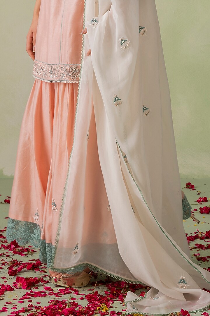 Peach Cotton Cambric Gharara Set by Varun chhabra at Pernia's Pop Up Shop