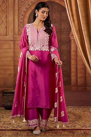 Pink Dhaka Silk Resham Badla Work Kurta Set by VAGA FASHIONS