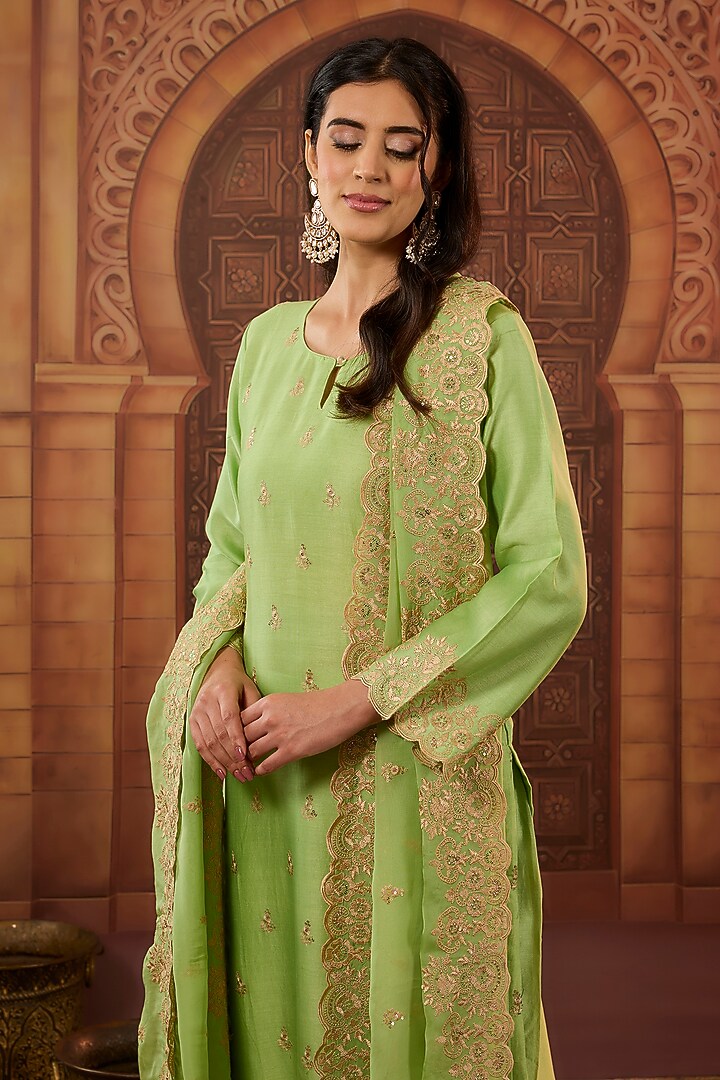 Green Dhaka Silk Resham Sequins Badla Work Kurta Set by VAGA FASHIONS at Pernia's Pop Up Shop