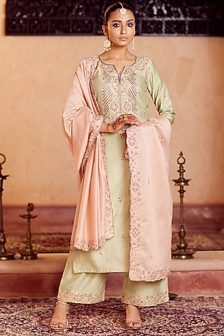 Green Dhaka Silk Kurta Set by VAGA FASHIONS