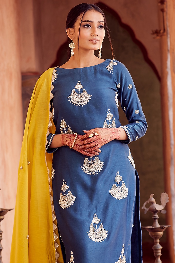 Blue Dhaka Silk Embroidered Kurta Set by VAGA FASHIONS at Pernia's Pop Up Shop