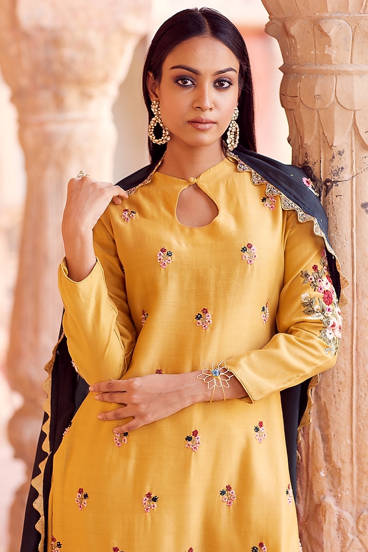 Mustard Dhaka Silk Embroidered Kurta Set by VAGA FASHIONS at Pernia's Pop Up Shop