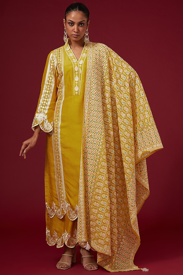 Yellow Dhaka Silk Embroidered Kurta Set by VAGA FASHIONS at Pernia's Pop Up Shop