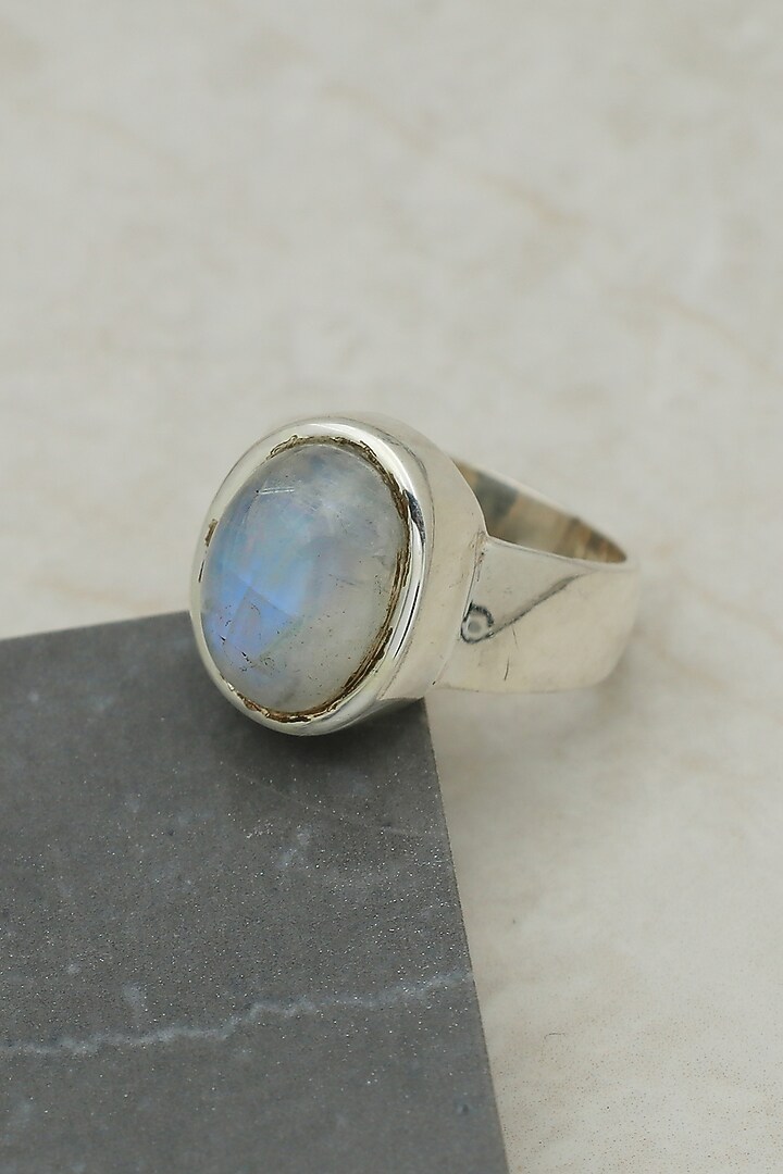 White Finish Moonstone Oval Ring In Sterling Silver by V&A Jewellers at Pernia's Pop Up Shop