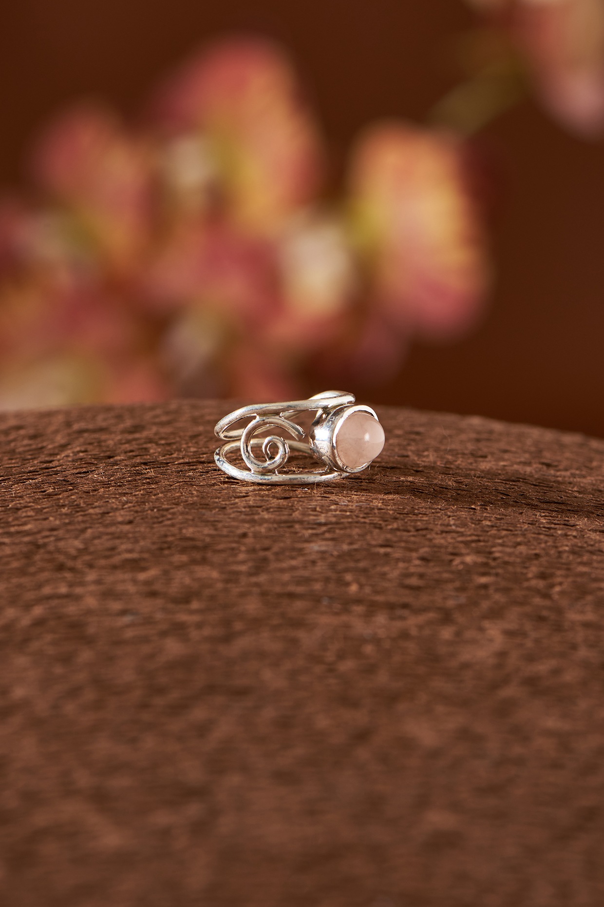 Rose Quartz Teardrop Sterling Silver Ring; size 5 1/4 - The Fossil Cartel