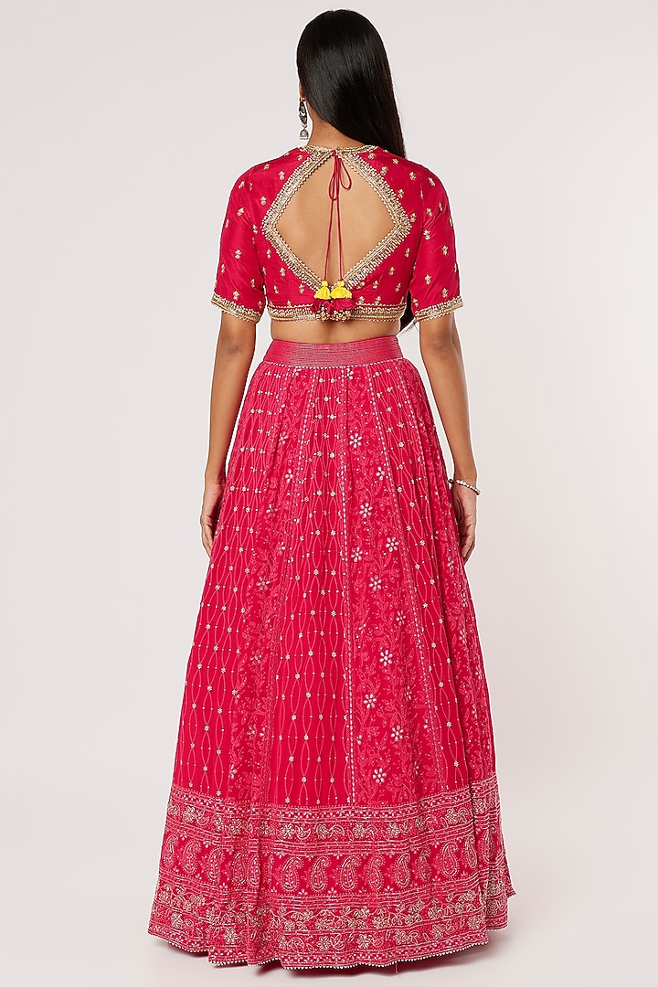 Magenta Pink Embroidered Wedding Lehenga Set by VAISHALI AGARWAL at Pernia's Pop Up Shop