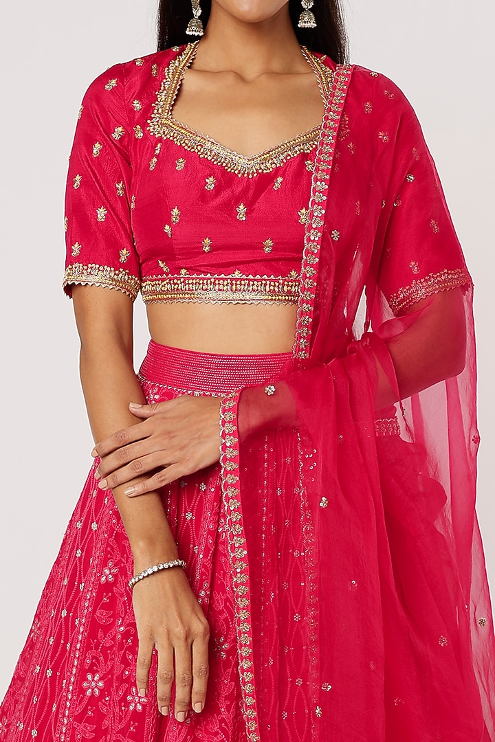 Magenta Pink Embroidered Wedding Lehenga Set by VAISHALI AGARWAL at Pernia's Pop Up Shop