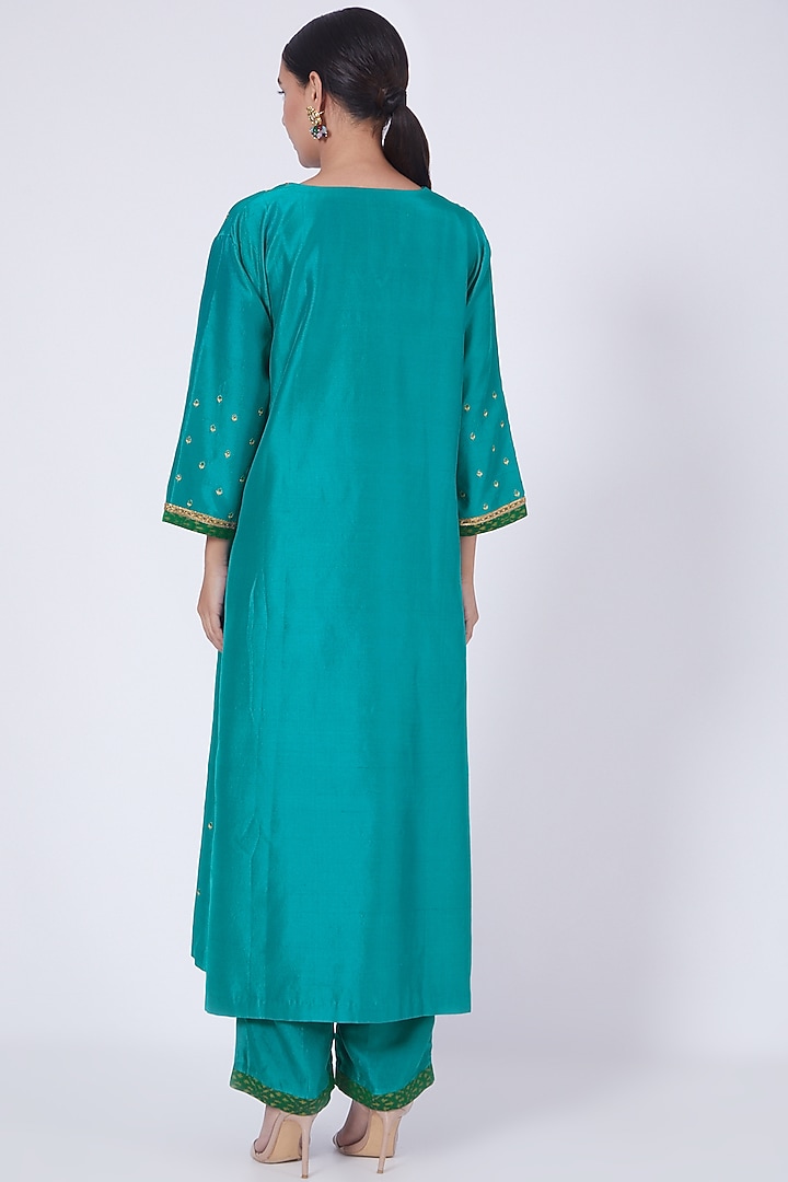 Teal Blue Thread Embroidered A-Line Kurta Set by VAISHALI AGARWAL at Pernia's Pop Up Shop