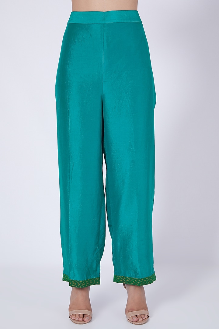 Teal Blue Thread Embroidered A-Line Kurta Set by VAISHALI AGARWAL at Pernia's Pop Up Shop