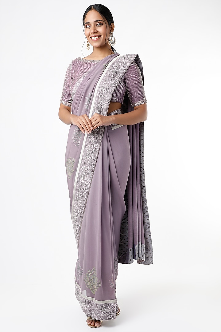 Pastel Purple Chikankari Saree Set by VAISHALI AGARWAL