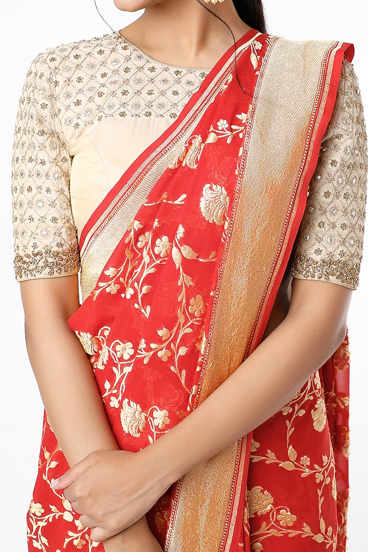 Red Georgette Banarasi Party Wear Saree Set by VAISHALI AGARWAL at Pernia's Pop Up Shop