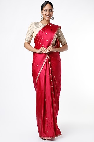 Magenta Pink Banarasi Satin Saree Set by VAISHALI AGARWAL