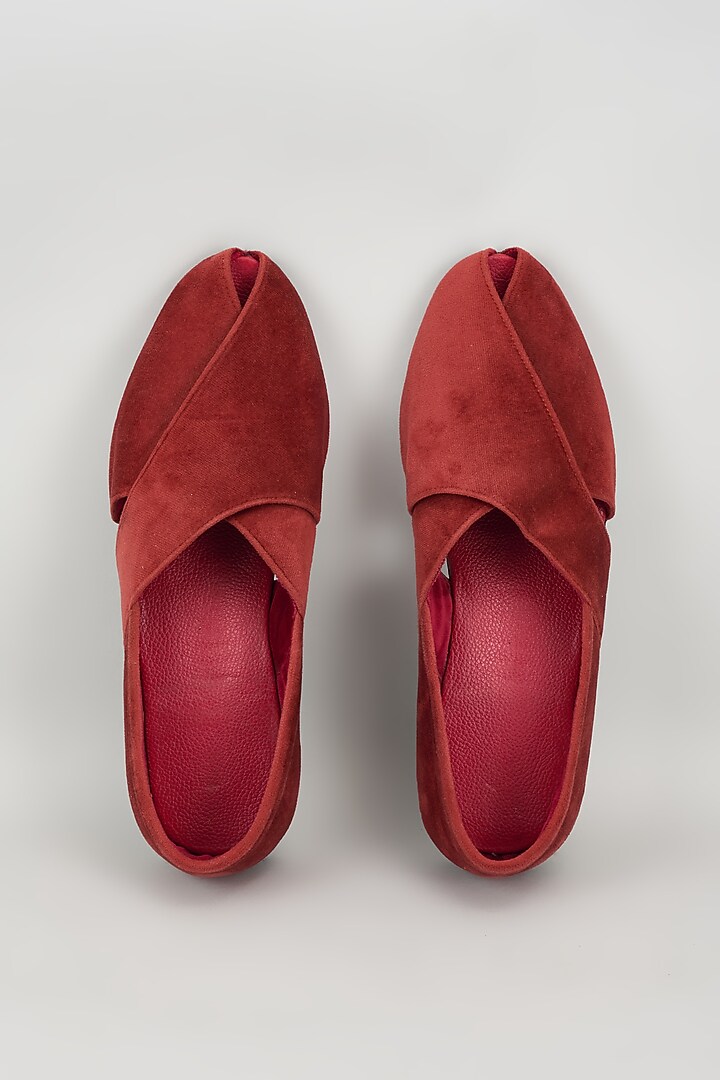 Red Velvet Peshawaris by Vaibhav & Mitali Men at Pernia's Pop Up Shop