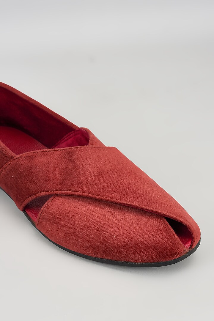 Red Velvet Peshawaris by Vaibhav & Mitali Men at Pernia's Pop Up Shop