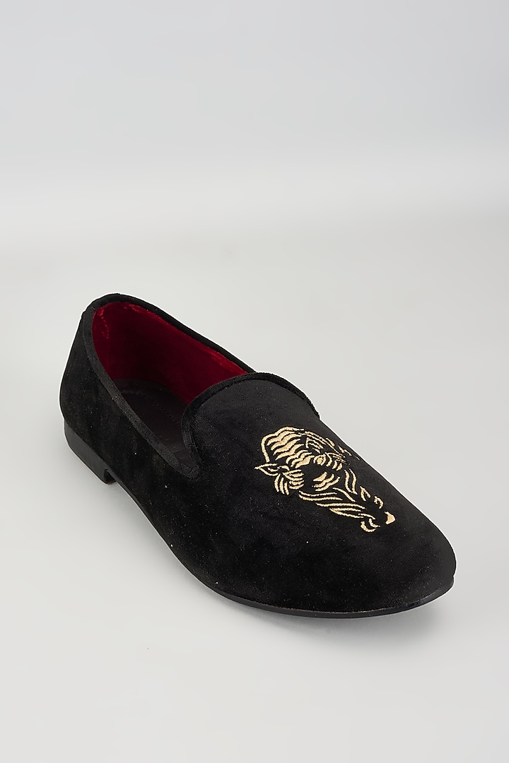 Black Velvet Embroidered Loafers by Vaibhav & Mitali Men at Pernia's Pop Up Shop