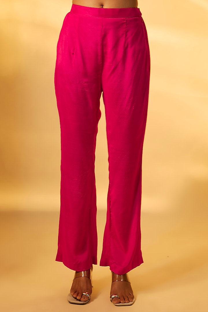 Pink Viscose Mirror Embroidered Kurta Set by Vana Ethnics at Pernia's Pop Up Shop