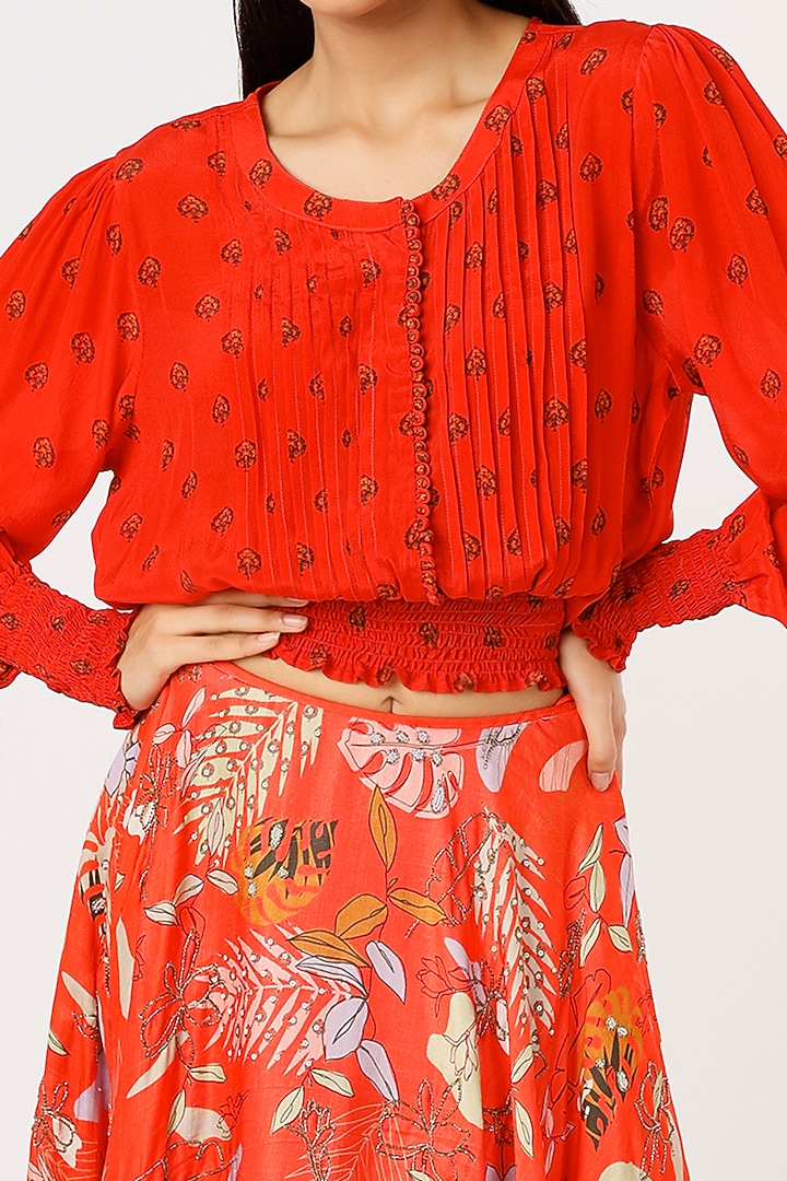 Red Embroidered Skirt Set by VANA ETHNICS at Pernia's Pop Up Shop