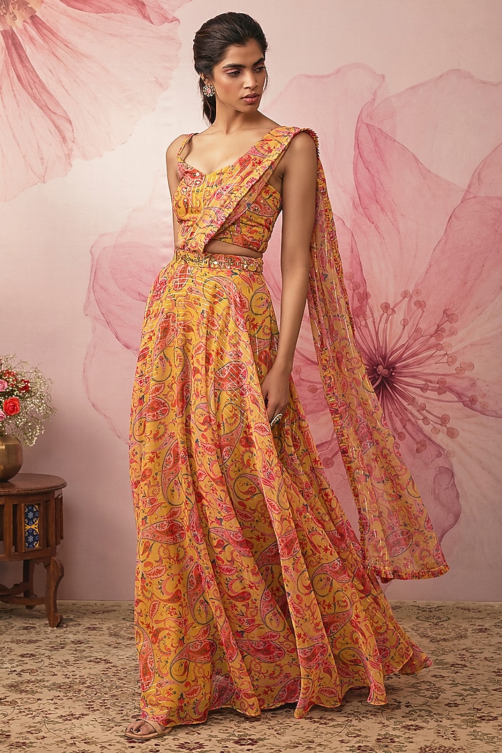 Yellow Lurex Chiffon Paisley Printed Wedding Lehenga Set by VANA ETHNICS at Pernia's Pop Up Shop