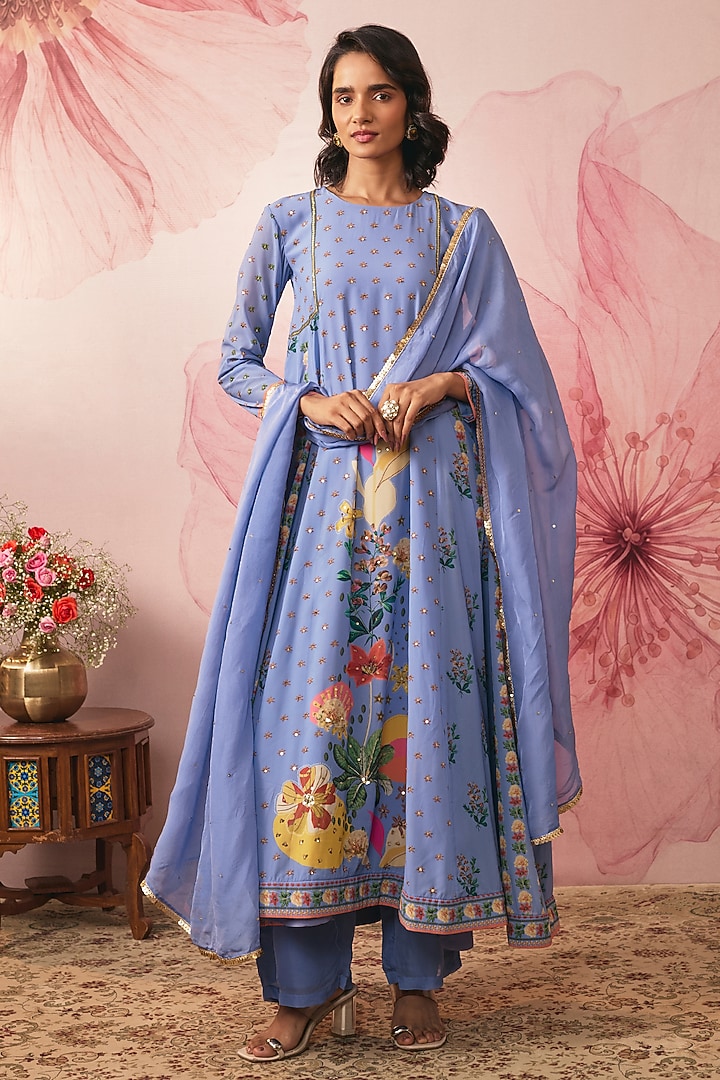 Lilac Georgette Floral Printed Kurta Set by VANA ETHNICS at Pernia's Pop Up Shop