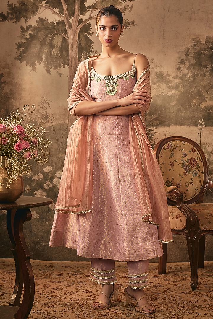 Blush Pink Jacquard Tissue Strappy Kurta Set by VANA ETHNICS at Pernia's Pop Up Shop