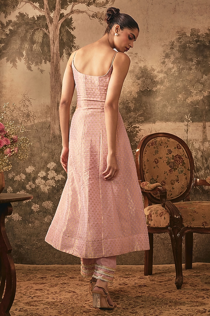 Blush Pink Jacquard Tissue Strappy Kurta Set by VANA ETHNICS at Pernia's Pop Up Shop