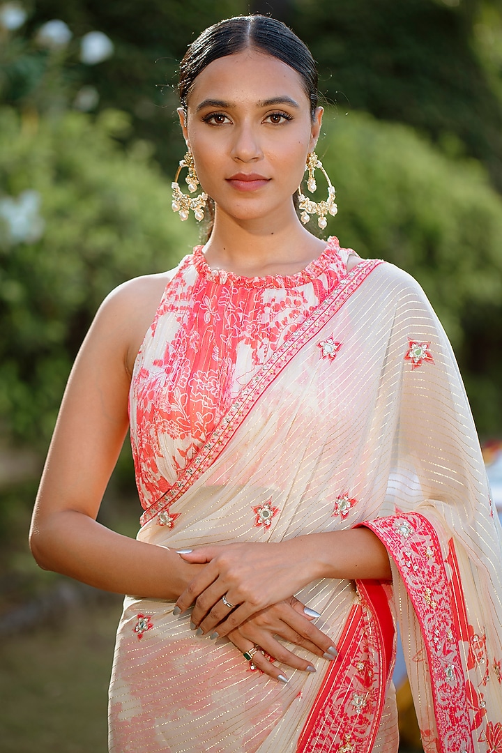 Red Viscose Georgette Digital Printed & Embroidered Wedding Saree Set by VANA ETHNICS at Pernia's Pop Up Shop