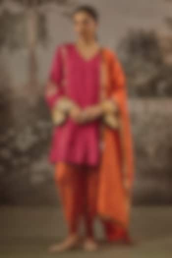Pink & Orange Dola Silk Sequin Embroidered Kurta Set by VANA ETHNICS at Pernia's Pop Up Shop