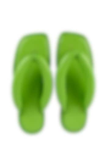 Green Leather Tubular Thong Square-Toed Slippers by VANILLA MOON