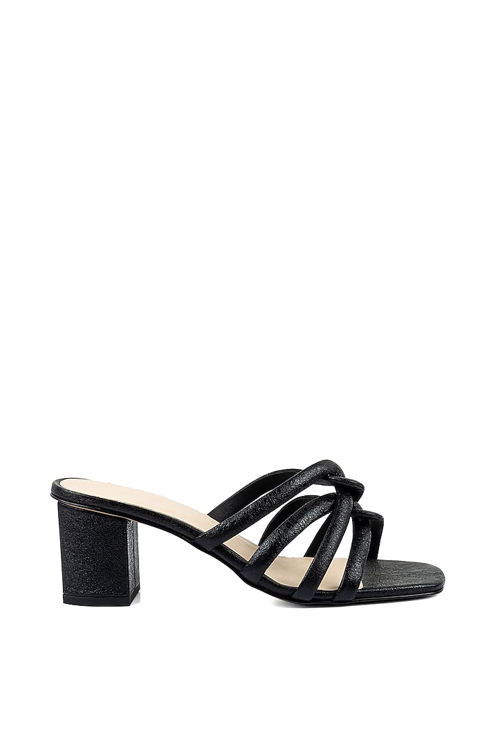Black Leather Sandals With Interlocked Straps by VANILLA MOON