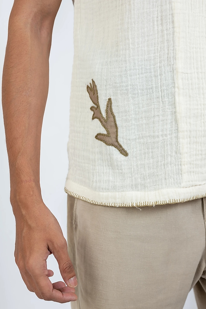 Ivory Organic Muslin Gauze Applique Work Party Wear Shirt by VAANI BESWAL MEN at Pernia's Pop Up Shop