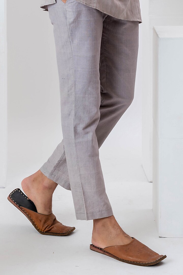 Grey Handwoven Chivia Silk Applique Work Bundi Jacket by VAANI BESWAL MEN at Pernia's Pop Up Shop