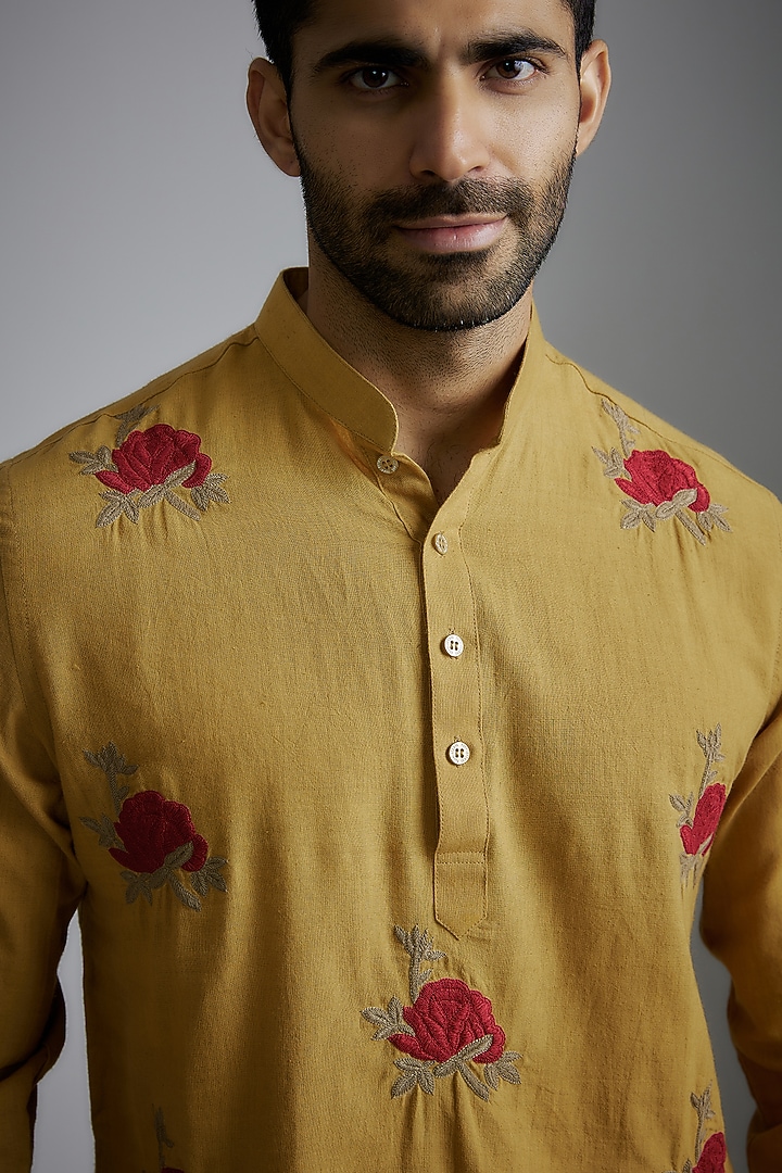 Yellow Handwoven Cotton Embroidered Kurta by VAANI BESWAL MEN at Pernia's Pop Up Shop
