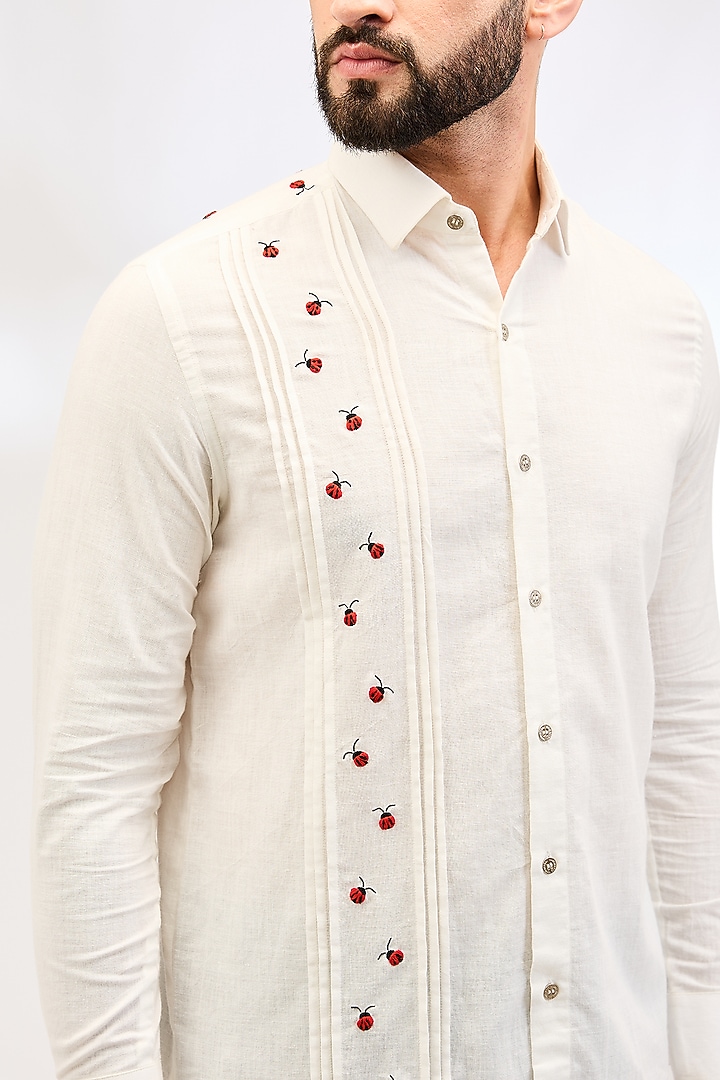 Off-White Handwoven Cotton Thread Hand Embroidered Party Wear Shirt by VAANI BESWAL MEN at Pernia's Pop Up Shop