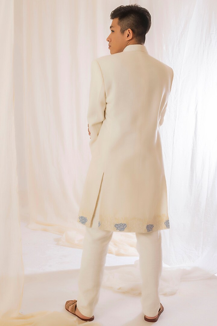 Off-White Embroidered Coat by VAANI BESWAL MEN at Pernia's Pop Up Shop