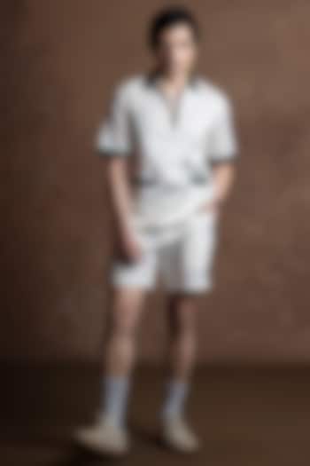 White Cotton Embroidered Co-Ord Set by VAANI BESWAL MEN at Pernia's Pop Up Shop