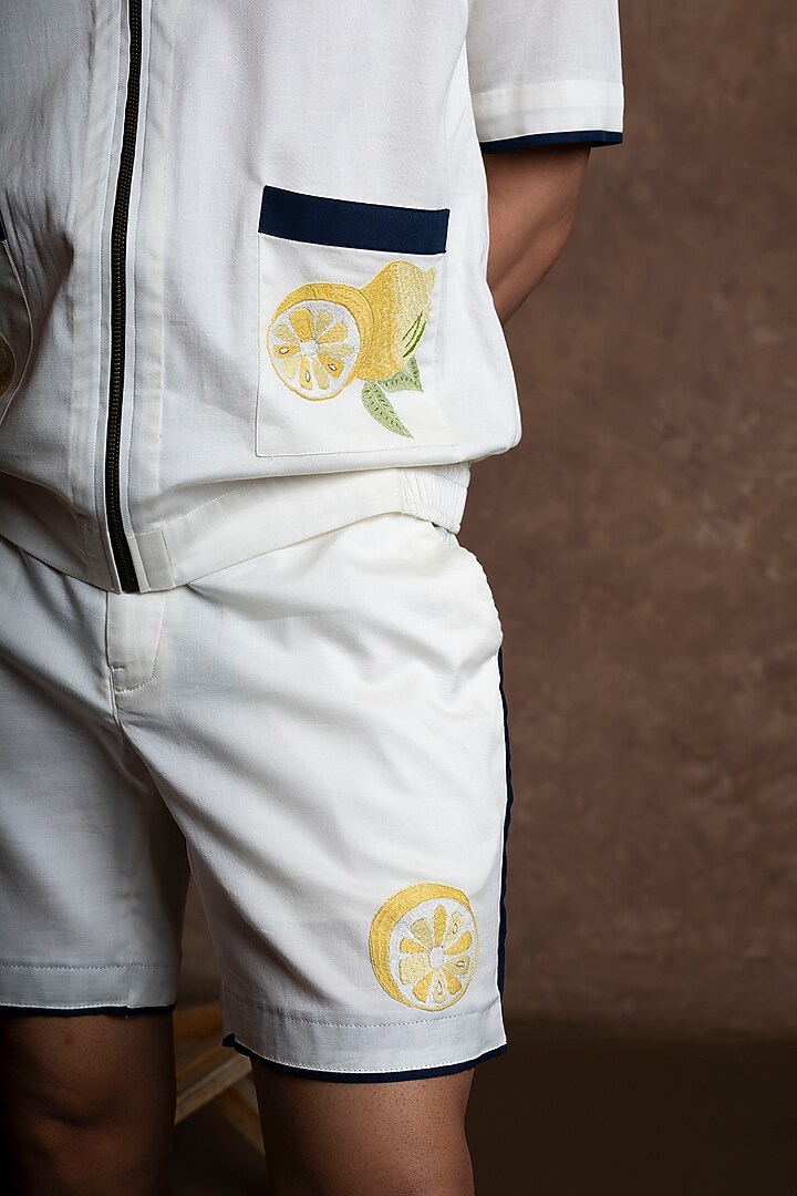 White Cotton Embroidered Co-Ord Set by VAANI BESWAL MEN at Pernia's Pop Up Shop