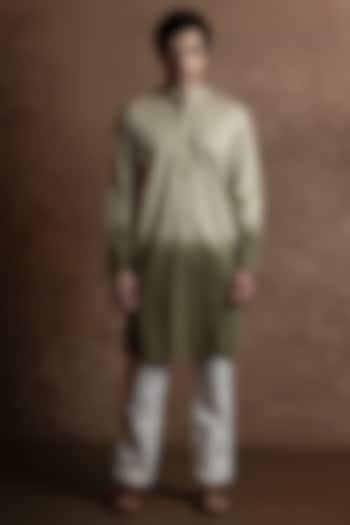 Olive Green Toned Cotton Embroidered Kurta by VAANI BESWAL MEN at Pernia's Pop Up Shop