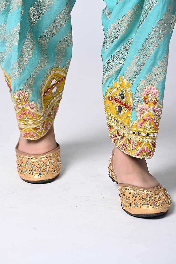 Mustard Silk Dori Embroidered Kurta Set by Vannikaa Malik at Pernia's Pop Up Shop