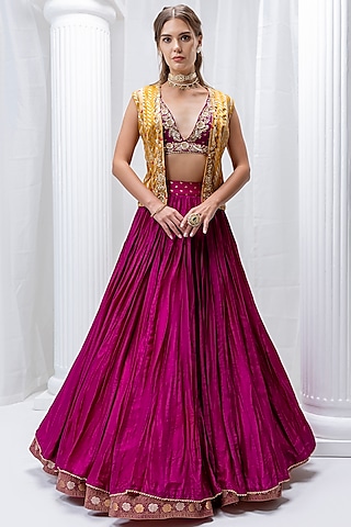 30 Banarasi Lehenga Images which will make you opt for one this