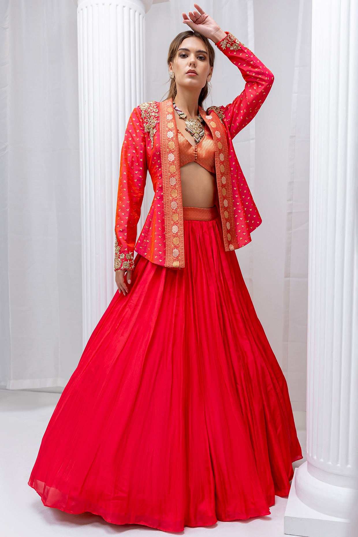 Embroidered, Resham and Zari Work Banarasi Lehenga Choli Online Green and  Pink Lehenga Choli| lovelyweddingmall.com