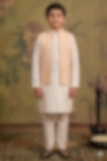 Blush Silk Sequin Embroidered Bundi Jacket Set For Boys by Vanshik Kids at Pernia's Pop Up Shop